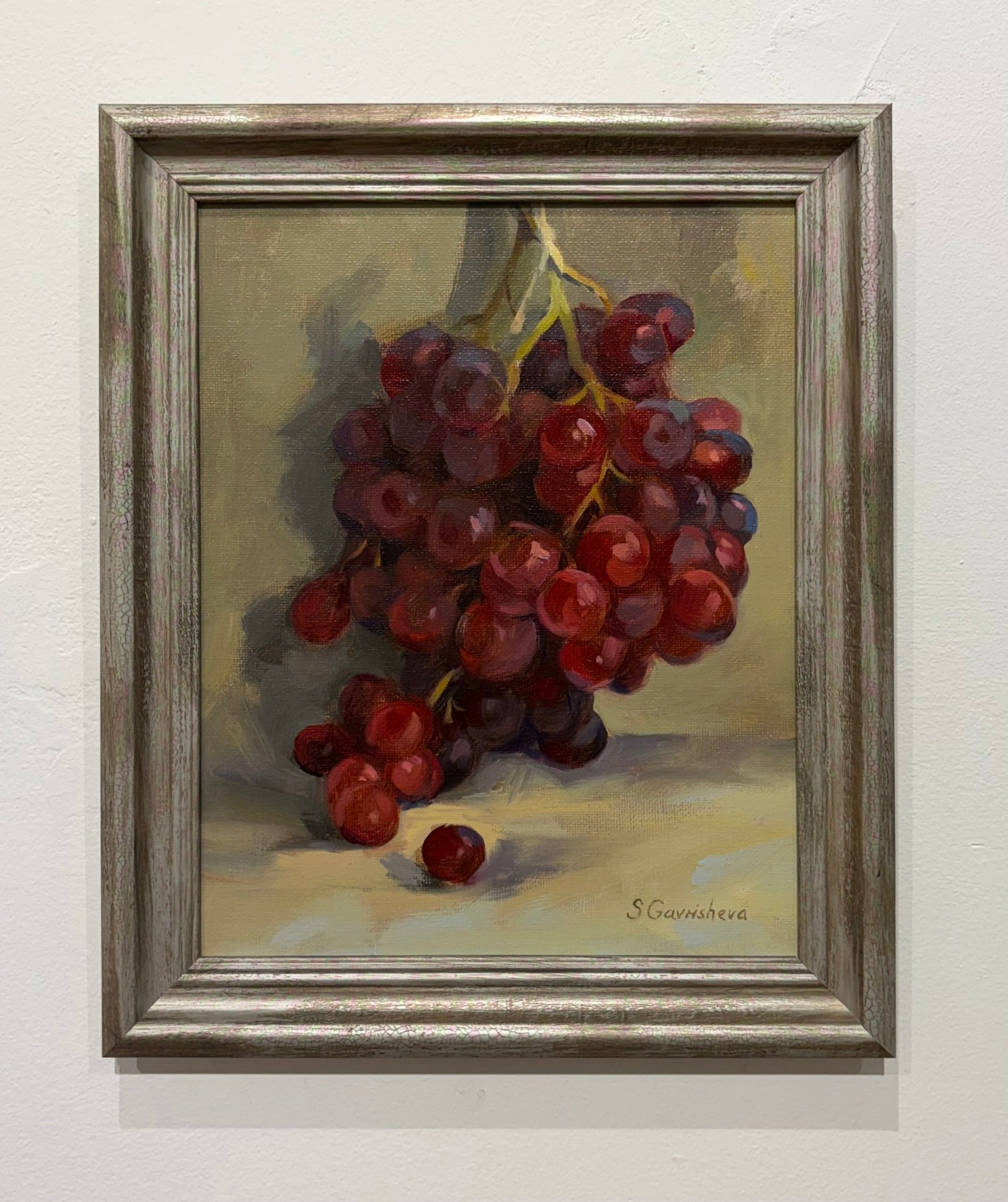 Bunch of grapes oil painting by Svetlana Gavrisheva